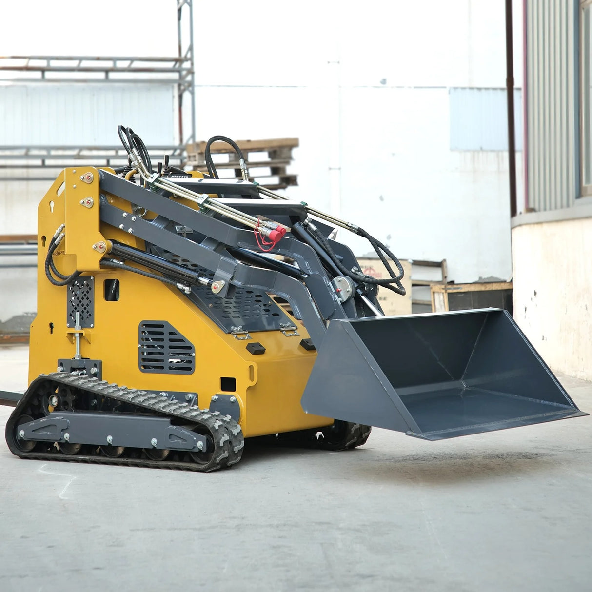 22HP Mini Skid Steer Loader Dual Cylinder GAS Engine Automatic Bucket Leveling Stand-on Track Loader
