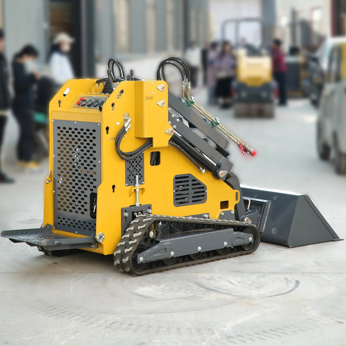 22HP Mini Skid Steer Loader Dual Cylinder GAS Engine Automatic Bucket Leveling Stand-on Track Loader